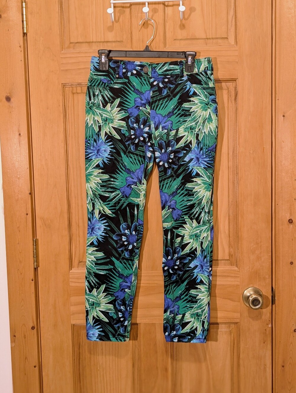 Chico's Pants Sz 00/XS Ankle Tropical Hawaiian Black Green Floral Beach Resort